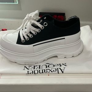 ALEXANDER MCQUEEN SNEAKERS